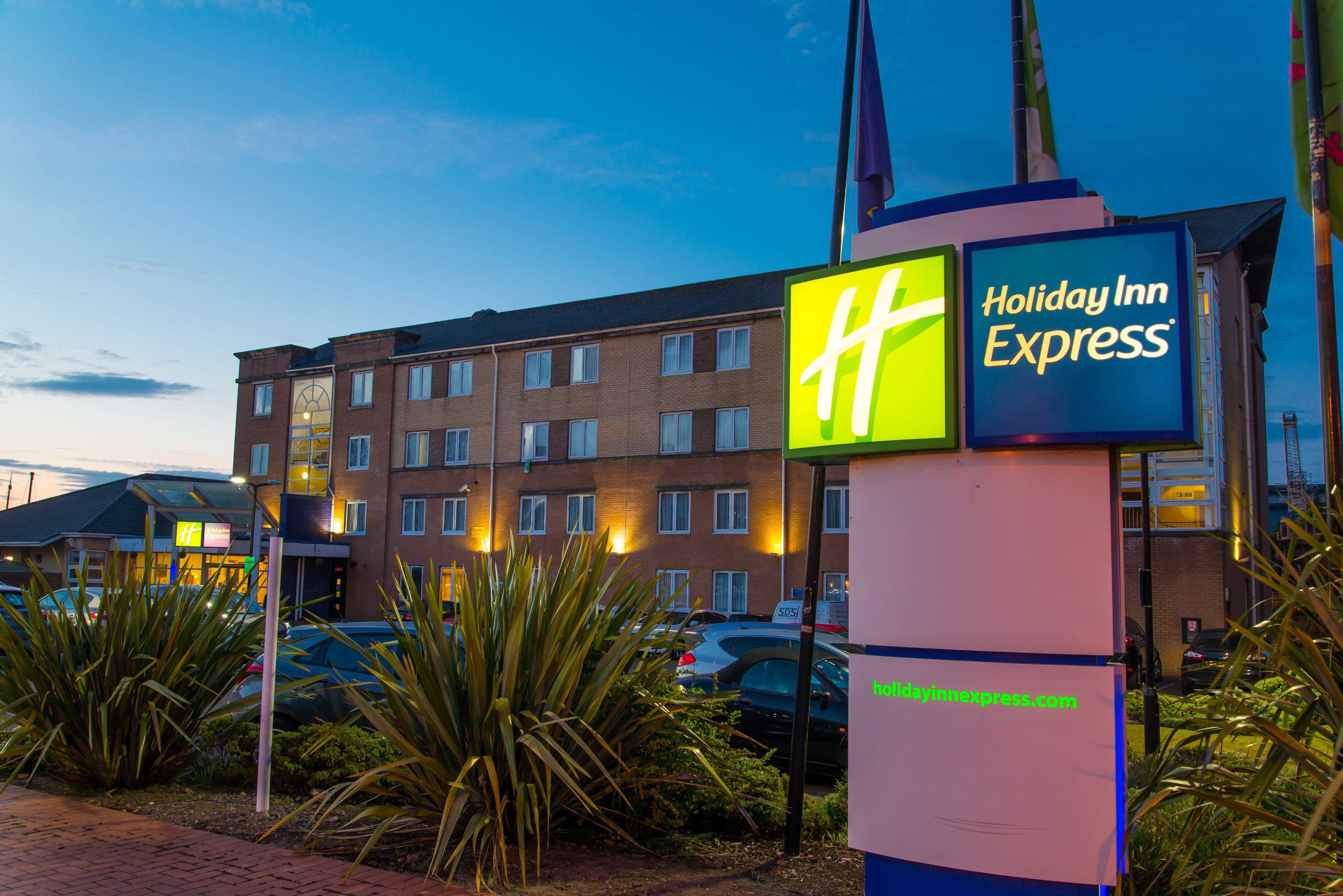 Holiday Inn Express Cardiff Bay By Ihg Экстерьер фото