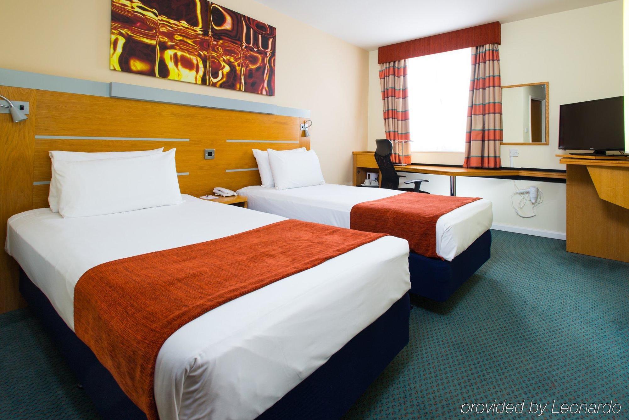 Holiday Inn Express Cardiff Bay By Ihg Экстерьер фото