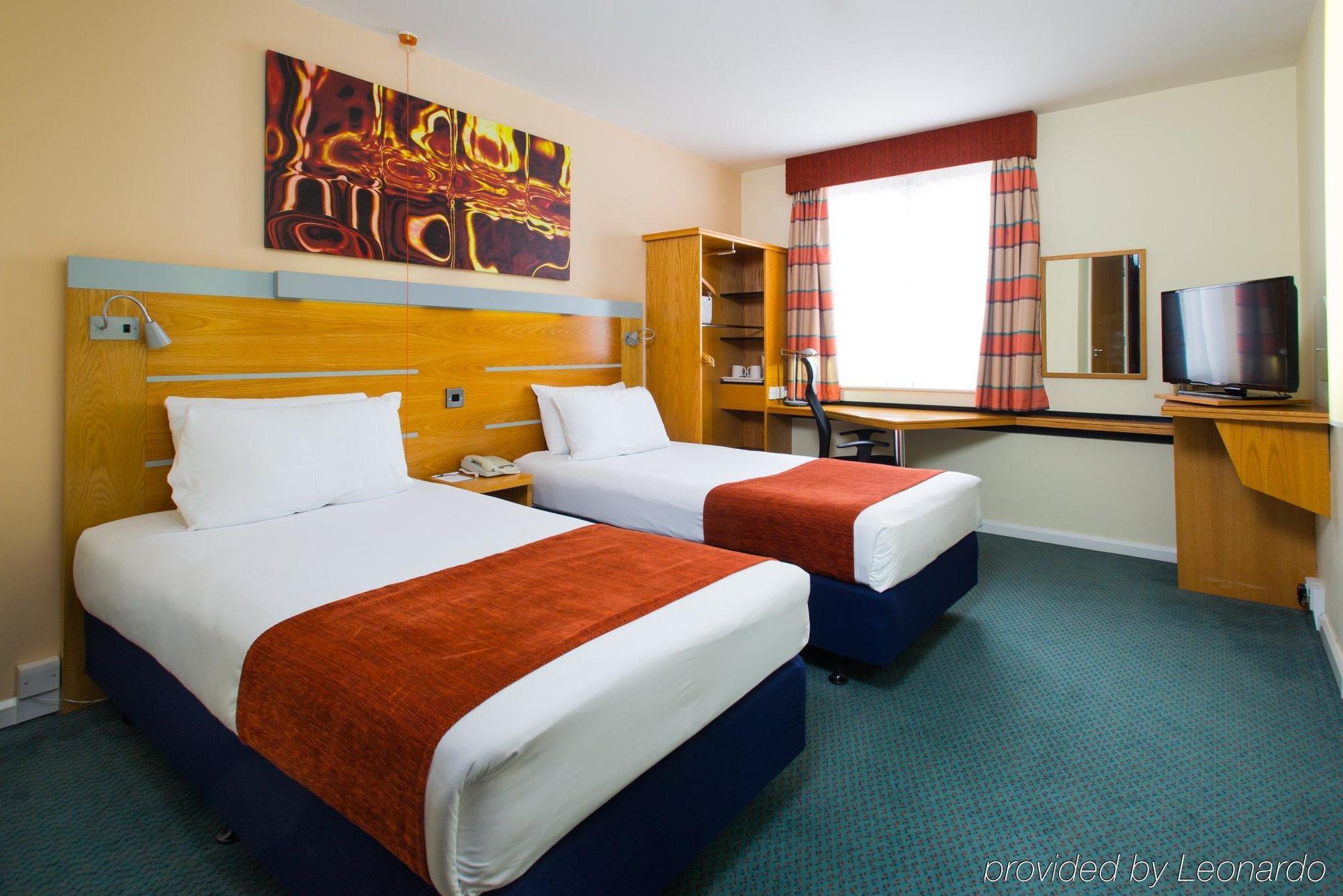 Holiday Inn Express Cardiff Bay By Ihg Экстерьер фото
